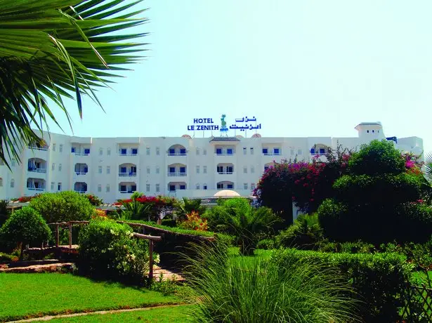 Kinza Hotel 