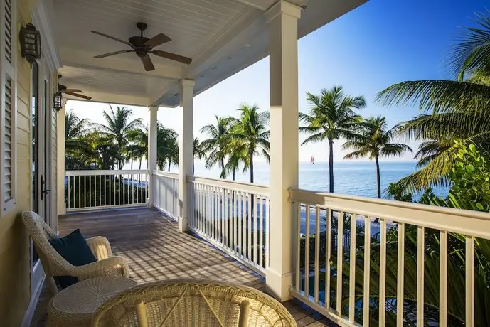 Sunset Key Cottages 