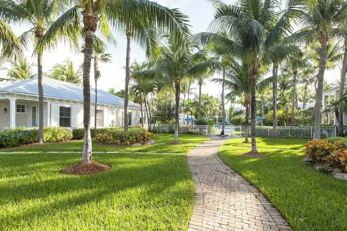 Sunset Key Cottages 