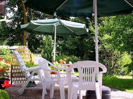 Lakeside Bed and Breakfast Berlin - Pension Am See