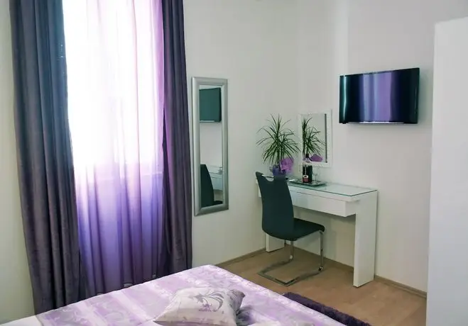 Kuzma Rooms and Apartments 