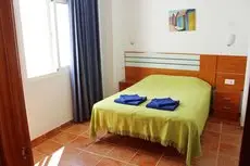 Apartamentos Nerjaluna 