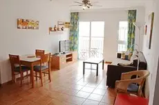 Apartamentos Nerjaluna 