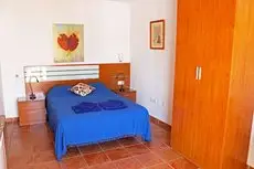 Apartamentos Nerjaluna 