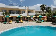 Pelopas Resort 