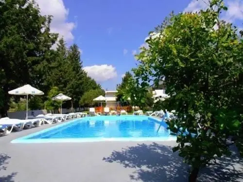 Loutanis Hotel 