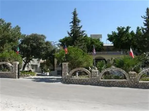 Hotel Pefkos Garden 