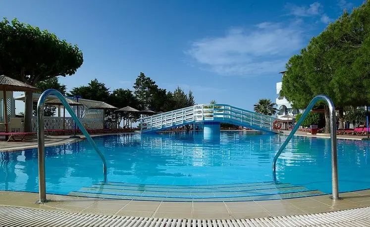 Sunrise Hotel Pefkos 