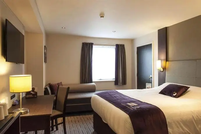 Premier Inn Aberdeen Anderson Drive 