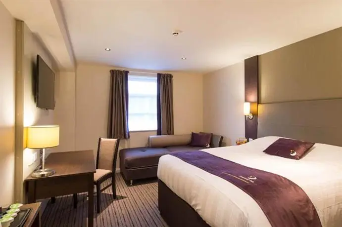 Premier Inn Aberdeen Anderson Drive 