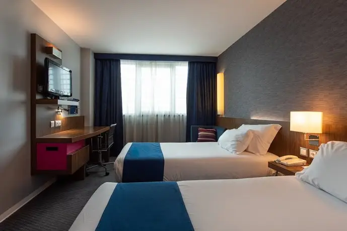 Holiday Inn Express Lisbon Airport 