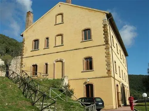 Students Hostel Gowett Campiglia Marittima