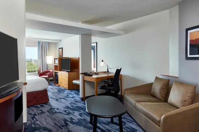 Fairfield Inn Suites Indianapolis Downtown 