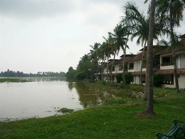 Manor Backwater Resort Kumarakom 