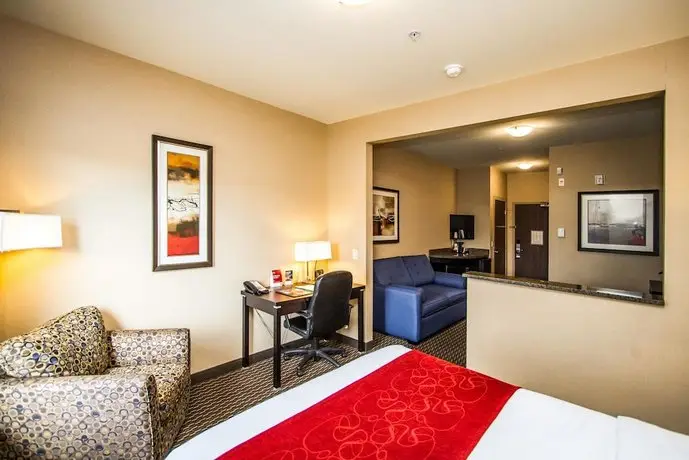 Comfort Suites Kelowna 