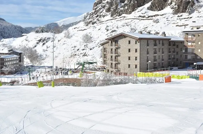 Hotel Parador Canaro & Ski 