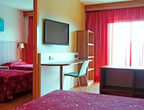 Aparthotel Golden Avenida Suites 