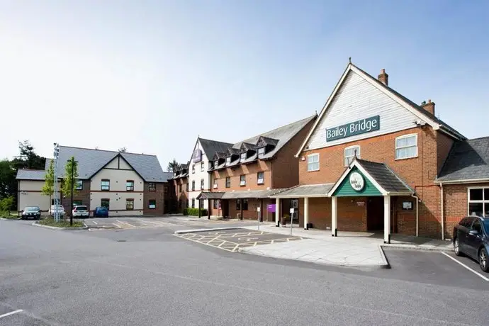 Premier Inn Christchurch West