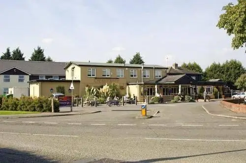 Premier Inn West Cheltenham