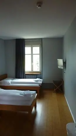 Easyhotel Basel 