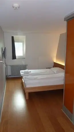 Easyhotel Basel 