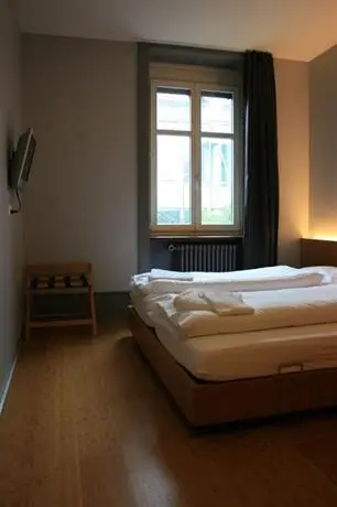 Easyhotel Basel 