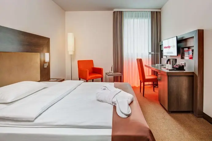 IntercityHotel Berlin Brandenburg Airport 