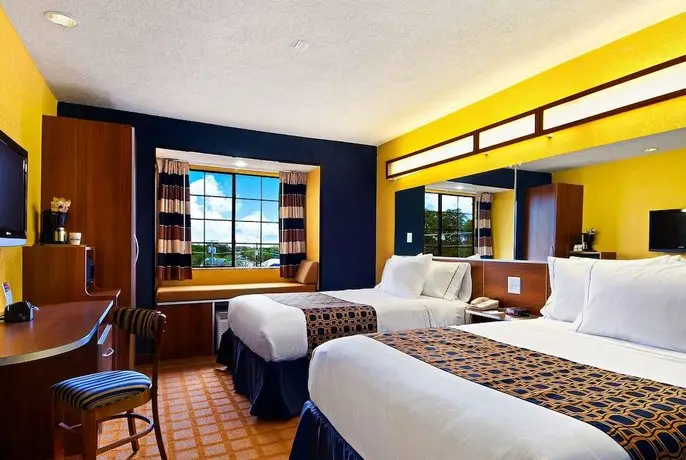 Microtel Inn & Suites by Wyndham New Braunfels 