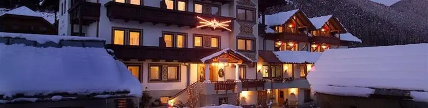 Regitnig - 4 Sterne Hotel und Chalets