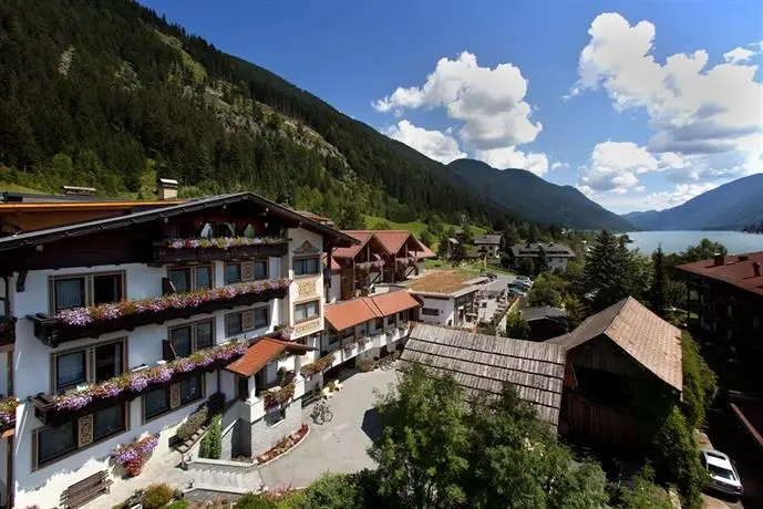 Regitnig - 4 Sterne Hotel und Chalets 