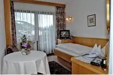 Hotel Helga Seefeld 