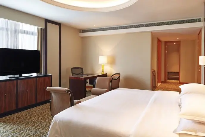 Sheraton Jinan Hotel 