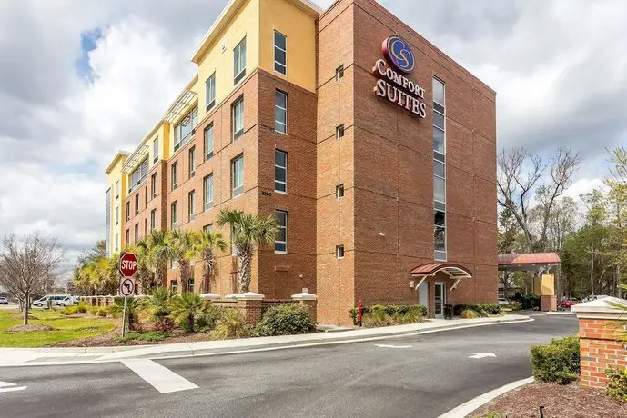 Comfort Suites West of the Ashley