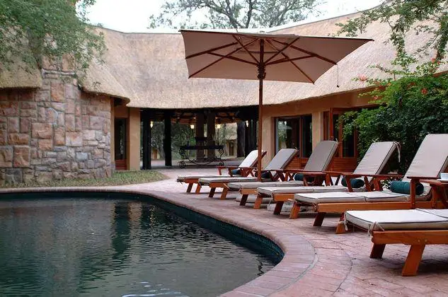 Thornybush Shumbalala Game Lodge