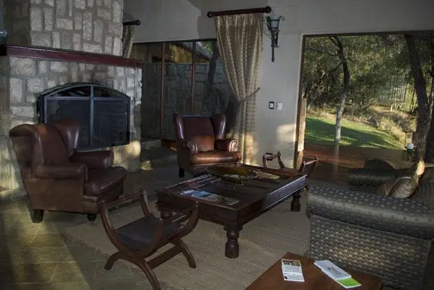 Thornybush Shumbalala Game Lodge