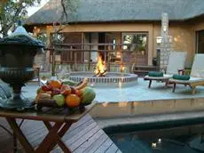 Thornybush Shumbalala Game Lodge 