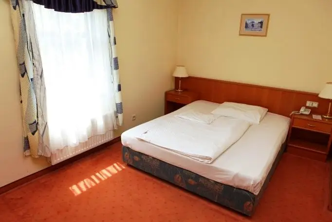 Hotel Fenix Jelenia Gora 