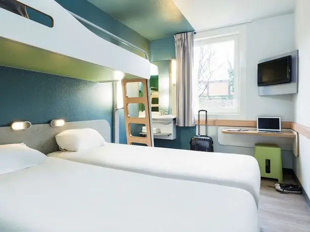 Ibis Budget Paris Porte De Montmartre 