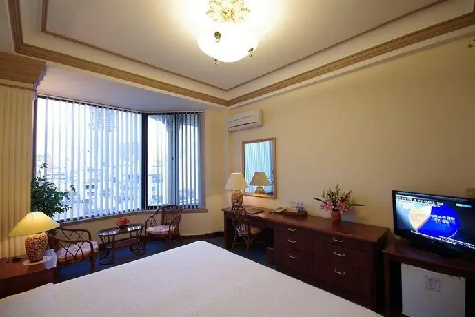 The Spring Hotel Ho Chi Minh City 