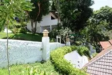 Karon Cliff Contemporary Boutique Bungalows 