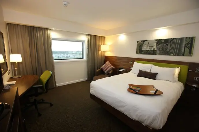 Hampton by Hilton Liverpool John Lennon Airport 