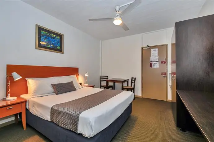 Darwin City Edge Motel & Suites 