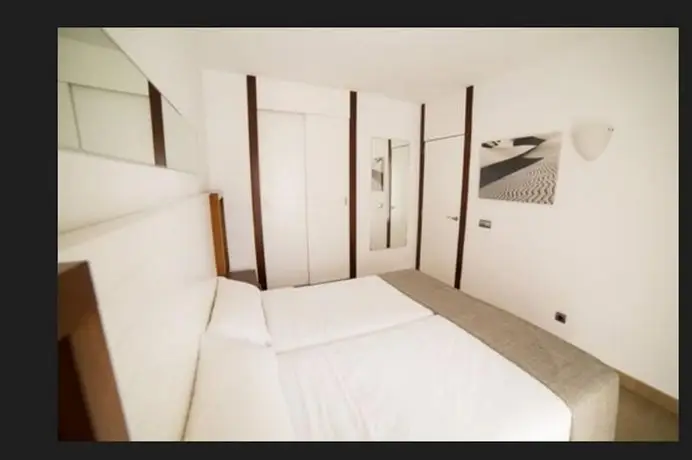 Apartamentos Altair 