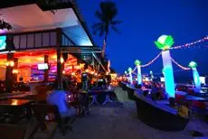 Ark Bar Beach Resort 