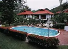 Eco Valley Lodge 