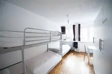 Ubernacht - HostelHotelHome 