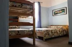 Hostal Forestal Santiago 