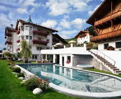 Alpin Garden Wellness Resort - Adults Only