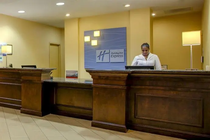 Holiday Inn Express Hotel Raleigh Southwest 