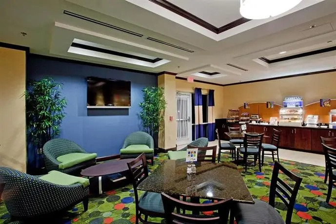 Holiday Inn Express Hotel Raleigh Southwest 